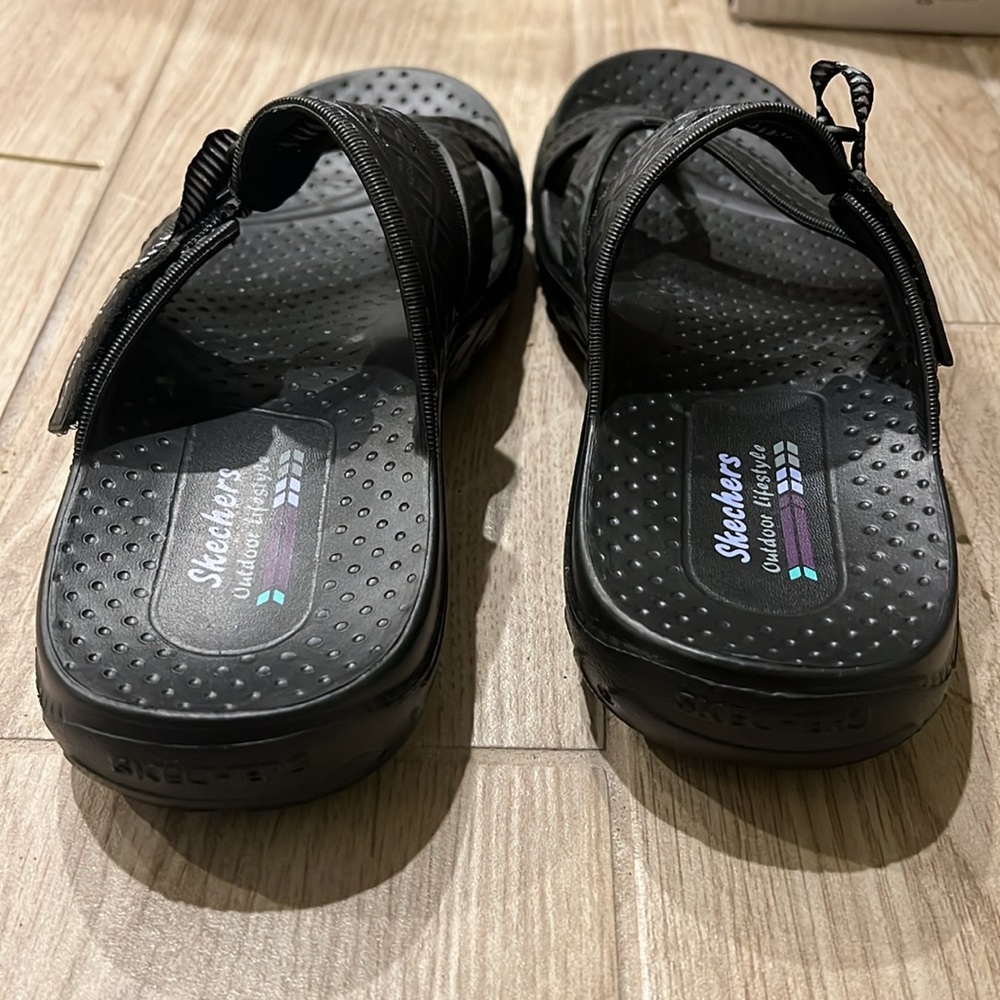 Skechers Outdoor Lifestyle Foamies Sandals Brand New without tags - Picture 4 of 4